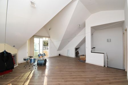 Casa à venda com 360m², 3 quartos e 3 vagasÁtico
