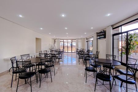 Apartamento à venda com 122m², 3 quartos e 2 vagasÁrea comum - Salão de festas
