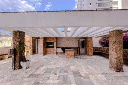 Apartamento à venda com 122m², 3 quartos e 2 vagasÁrea comum - Churrasqueira