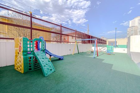 Apartamento à venda com 122m², 3 quartos e 2 vagasÁrea comum - Playground