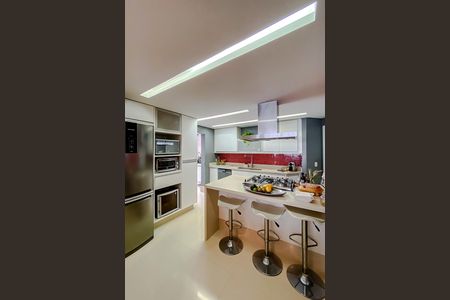 Apartamento à venda com 122m², 3 quartos e 2 vagasCozinha