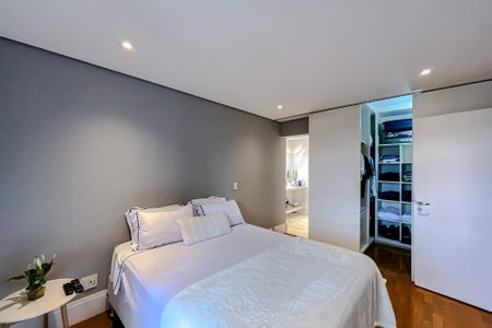 Apartamento à venda com 122m², 3 quartos e 2 vagasQuarto 1 - Suíte