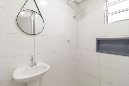 Casa para alugar com 70m², 2 quartos e 1 vagaBanheiro