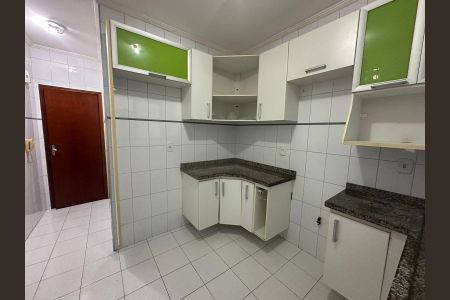 Apartamento para alugar com 69m², 2 quartos e 1 vaga Apartamento para alugar com 69m², 2 quartos e 1 vagaCozinha