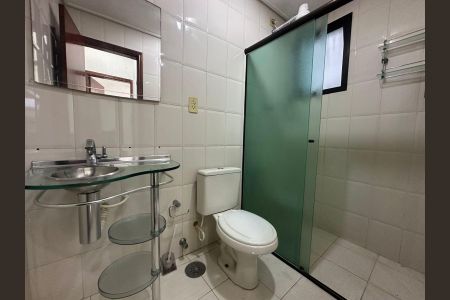 Apartamento para alugar com 69m², 2 quartos e 1 vaga Apartamento para alugar com 69m², 2 quartos e 1 vagaBanheiro Social