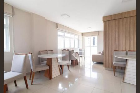 Apartamento à venda com 55m², 1 quarto e sem vaga Apartamento à venda com 55m², 1 quarto e sem vagaÁrea comum - Salão de festas