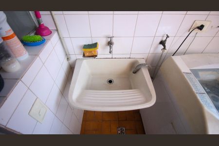 Apartamento à venda com 68m², 3 quartos e sem vagaÁrea de Serviço