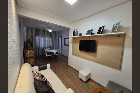 Sala de casa à venda com 3 quartos, 200m² em Conjunto Lagoa, Belo Horizonte