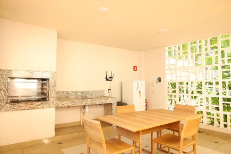 Apartamento para alugar com 32m², 2 quartos e sem vagaÁrea comum - Churrasqueira