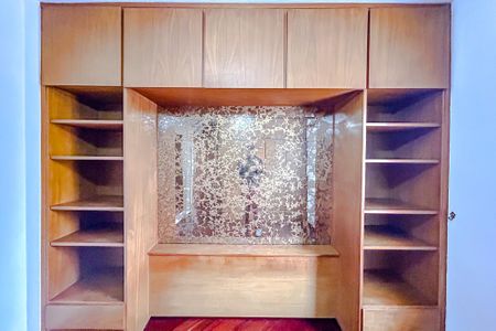 Apartamento para alugar com 75m², 3 quartos e 1 vagaQuarto 2 - Armários