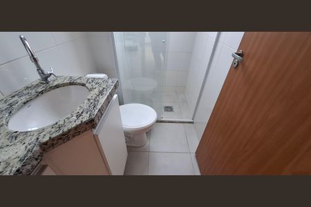 Apartamento para alugar com 46m², 2 quartos e 1 vaga Apartamento para alugar com 46m², 2 quartos e 1 vagaBanheiro