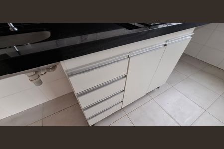 Apartamento para alugar com 46m², 2 quartos e 1 vaga Apartamento para alugar com 46m², 2 quartos e 1 vagaCozinha e Área de Serviço