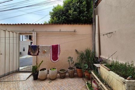 Casa à venda com 170m², 4 quartos e 2 vagas Casa à venda com 170m², 4 quartos e 2 vagasVista da Sala