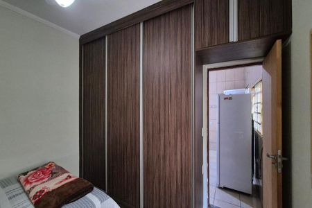 Casa à venda com 170m², 4 quartos e 2 vagas Casa à venda com 170m², 4 quartos e 2 vagasQuarto 1