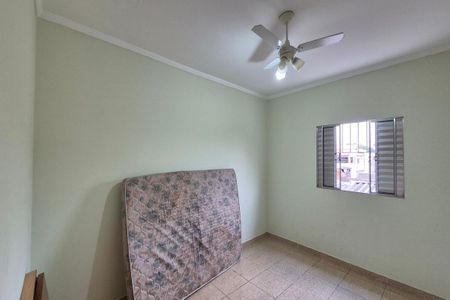 Casa à venda com 170m², 4 quartos e 2 vagas Casa à venda com 170m², 4 quartos e 2 vagasQuarto 2
