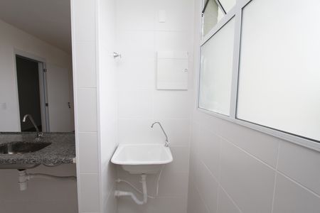 Apartamento para alugar com 43m², 2 quartos e 1 vaga Área de Serviço