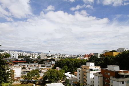 Apartamento para alugar com 43m², 2 quartos e 1 vagaVista