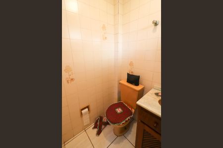 Casa de condomínio à venda com 157m², 3 quartos e 1 vagaLavabo