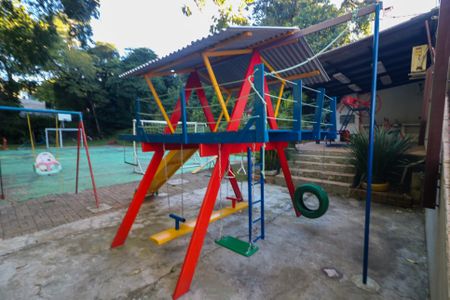 Casa de condomínio à venda com 157m², 3 quartos e 1 vagaÁrea comum - Playground