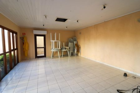 Casa de condomínio à venda com 157m², 3 quartos e 1 vagaÁrea comum - Salão de festas