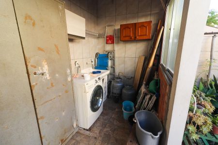 Casa de condomínio à venda com 157m², 3 quartos e 1 vagaÁrea de Serviço