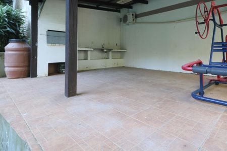 Casa de condomínio à venda com 157m², 3 quartos e 1 vagaÁrea comum - Churrasqueira