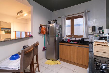 Casa à venda com 109m², 2 quartos e 2 vagasCozinha e Área de Serviço