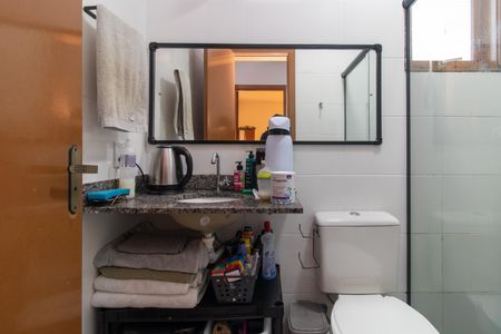 Casa à venda com 109m², 2 quartos e 2 vagasBanheiro