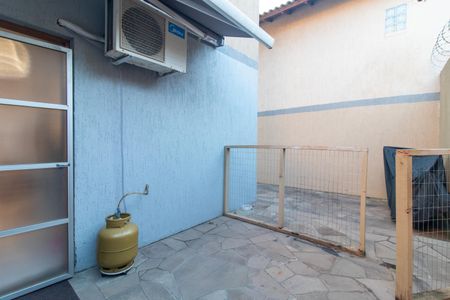 Casa à venda com 109m², 2 quartos e 2 vagasQuintal