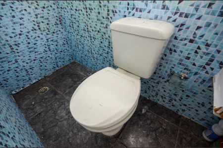 Apartamento para alugar com 36m², 2 quartos e sem vaga Apartamento para alugar com 36m², 2 quartos e sem vagaBanheiro