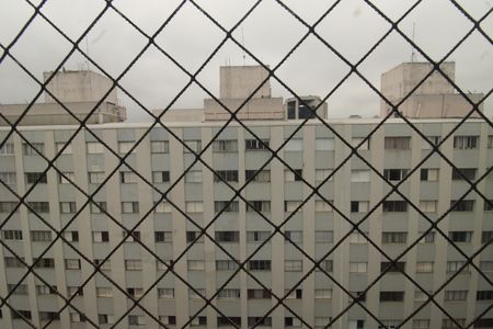 Apartamento para alugar com 75m², 2 quartos e 1 vagaSala