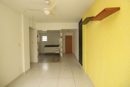 Sala de apartamento para alugar com 2 quartos, 75m² em Liberdade, São Paulo