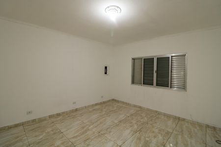 Casa para alugar com 135m², 2 quartos e 1 vagaQuarto