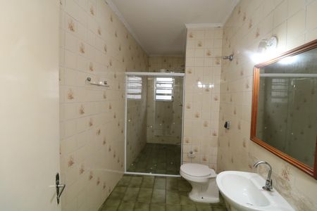 Casa para alugar com 135m², 2 quartos e 1 vagaBanheiro