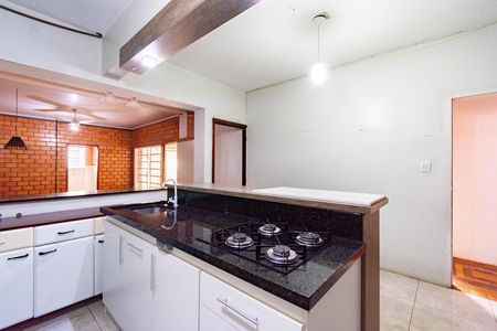 Casa para alugar com 200m², 3 quartos e 3 vagas