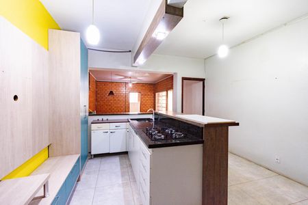 Casa para alugar com 200m², 3 quartos e 3 vagas
