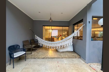 Casa de condomínio à venda com 458m², 4 quartos e 4 vagasFoto 21