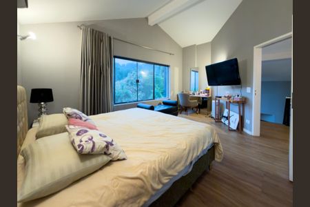 Casa de condomínio à venda com 458m², 4 quartos e 4 vagasFoto 35