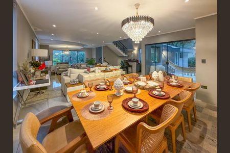 Casa de condomínio à venda com 458m², 4 quartos e 4 vagasFoto 09