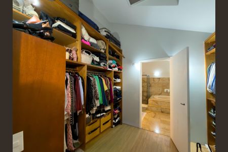 Casa de condomínio à venda com 458m², 4 quartos e 4 vagasFoto 43