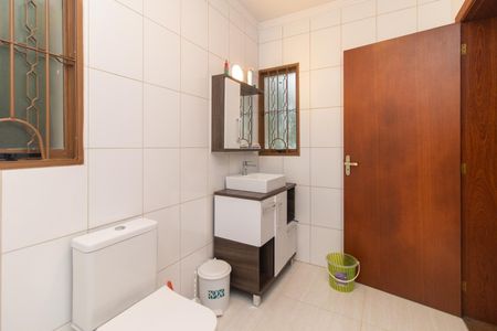 Casa para alugar com 290m², 3 quartos e 2 vagas Casa para alugar com 290m², 3 quartos e 2 vagasBanheiro
