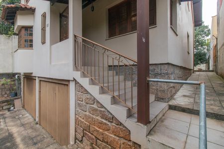 Casa para alugar com 290m², 3 quartos e 2 vagas Casa para alugar com 290m², 3 quartos e 2 vagasQuintal