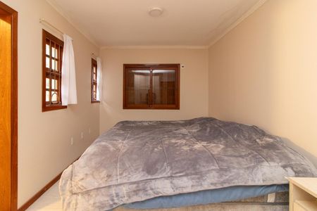 quarto 1 de casa para alugar com 3 quartos, 290m² em Ipanema, Porto Alegre