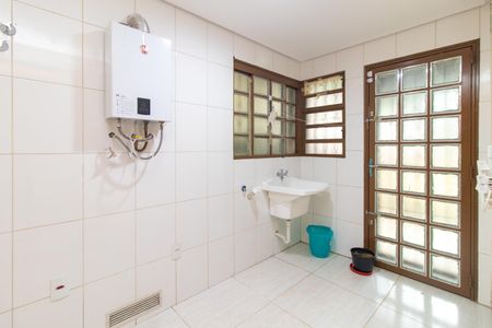 Casa para alugar com 290m², 3 quartos e 2 vagas Casa para alugar com 290m², 3 quartos e 2 vagasÁrea de Serviço