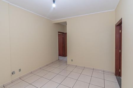 Apartamento para alugar com 65m², 2 quartos e 1 vaga Apartamento para alugar com 65m², 2 quartos e 1 vagaSala de Estar/Jantar