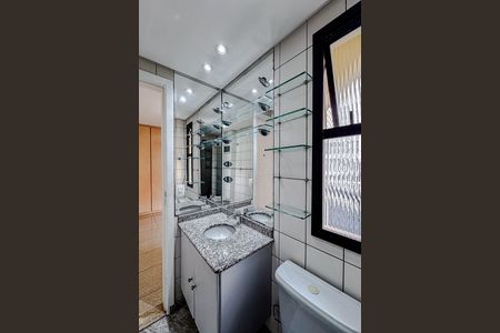 Apartamento para alugar com 88m², 3 quartos e 1 vaga Apartamento para alugar com 88m², 3 quartos e 1 vagaBanheiro da Suíte