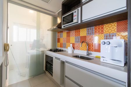 Apartamento para alugar com 74m², 2 quartos e 2 vagasCozinha