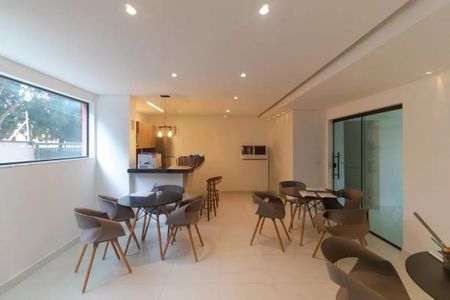 Apartamento para alugar com 74m², 2 quartos e 2 vagasÁrea comum - Salão de festas