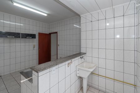Apartamento para alugar com 65m², 2 quartos e 1 vaga Apartamento para alugar com 65m², 2 quartos e 1 vagaCozinha e Área de Serviço