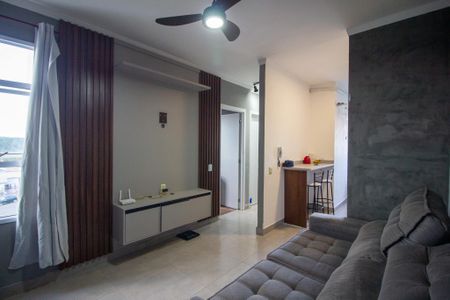 Sala  de apartamento para alugar com 2 quartos, 45m² em Aparecidinha, Sorocaba